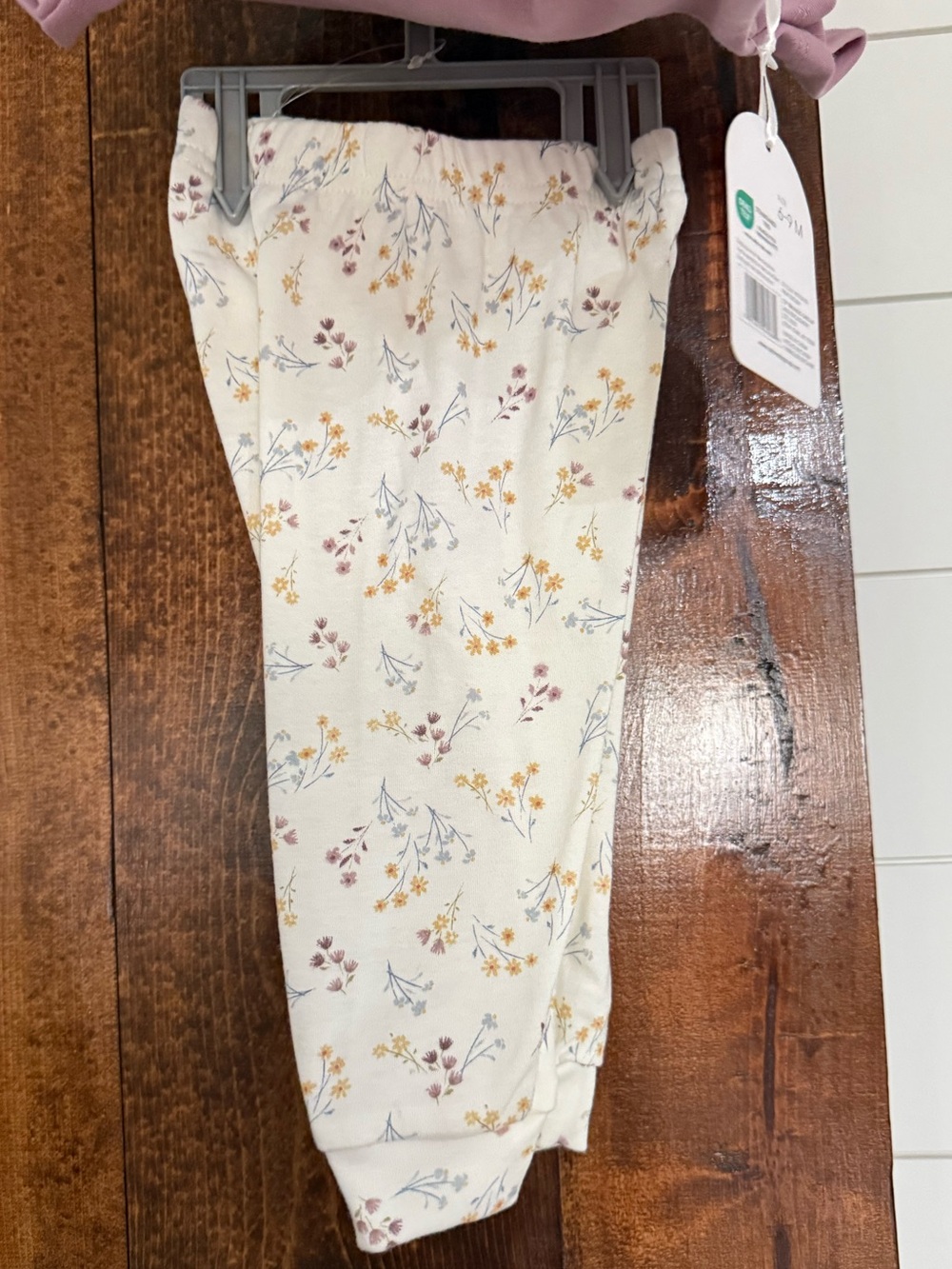 Kyler & Deena Mauve 'Mommy's Little Flower' Baby One-Piece Bodysuit - 6-9M - Picture 4 of 5